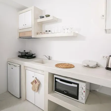 Apanomeria Boutique Oia (Santorini)
